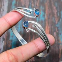Šveicariškas mėlynasis topazas Brangakmenis Rankų darbo Kietas 925 svarų sterlingų sidabras Papuošalas Apyrankė Reguliuojama Adjustable mėlyna