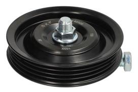 įtempiklio skriemulys, V formos rumbuotas diržas SKF VKM 62026