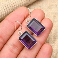 Ametisto brangakmenio rankų darbo 925 kieto sterlingo sidabro papuošalų auskarai, skirti vestuvių dovanai 1.50 Inches violetinė