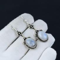 Vaivorykštinis mėnulio akmuo 925 prabos sidabrinis auskaras, Boho sidabriniai kabantys auskarai, Dovanos Valentino dienai jai 2.16" balta