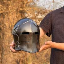 Juodas Barbuta šalmas Viduramžių riterio šarvai LARP Cosplay Helovino kostiumas Barbuta su snapeliu Kario šalmas gray