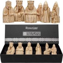 Isle of Lewis Replikos Šachmatų figūros Šešios labai detalios akmens dervos karalienės, vyskupo, raitelio, sargybinio ir berserko replikos