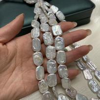 Pasidaryk pats papuošalų aksesuaras Stačiakampė barokinė perlų karoliukė 12x16mm Papuošalų gamybai Pasidaryk pats karoliai, auskarai, apyrankės aksesuaras Ilgis 18cm 12x16mm balta