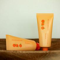 ROUND A'ROUND Jeju drėkinantis rankų kremas [Mandarinas] 30ml Hand Cream [Tangerine] Single Item