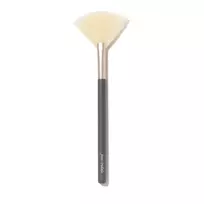 JANE IREDALE plonos vėduoklės formos šepetėlis Fan Brush, 1 vnt