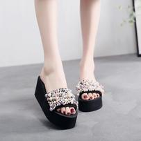 Bohemian Wedge Platform Sandals: Women's Thick-Soled Summer Slippers for Seaside Travel in Thailand. Size 35, Heel height 6CM juoda