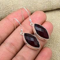 Red Garnet Gemstone Handmade 925 Sterling Silver Jewelry Gorgeous Earrings Gift For Love 1.57 inches raudona