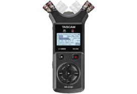 Tascam DR-07XP - Nešiojamasis skaitmeninis diktofonas su USB sąsaja