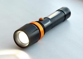 Tiross žibintuvėlis Torch Cree LED T6 XMLCOB 10W, įkraunamas