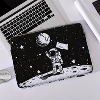 Nešiojamo kompiuterio dėklas/įmautė "kosmonautas"