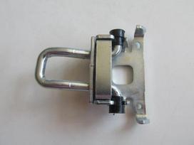 Renault Megane Mk1 1999-2002 Galinio bagažinės dangčio spynos fiksatorius Oem 7700834331