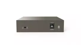 Tenda TEG1105P-4-63W-EU tinklo komutatorius Gigabit Ethernet (10/100/1000) Maitinimas per Eternetą (PoE) Pilka