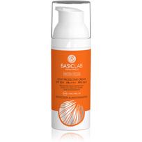 BasicLab Dermocosmetics Protecticus lengvos tekstūros apsauginis drėkinamasis kremas SPF 50+ 50 ml