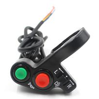Universalus motociklo signalo, posūkio signalų, priekinio žibinto jungiklis 7/8'' 22mm. Pakaitinės dalys. Suderinamas su Pit Dirt Bike, Scooter, ATV. 7.6*5.9*3cm juoda