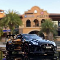 1/32 NISSAN GTR lydinio sportinio automobilio modelis lieto metalo transporto priemonės lenktyninio automobilio modelis garsas ir šviesa kolekcija žaislas vaikams dovana juoda
