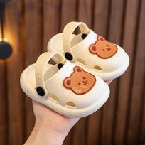 Vaikiškos mielos meškiuko šlepetės: Vasaros neslystantys minkšti sandalai berniukams ir mergaitėms. 14CM (EU 22-23) balta