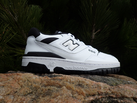 New Balance 550