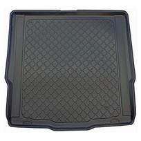 Guminis (TPE) bagažinės kilimėlis GuardLiner 3D FORD Mondeo Wagon 2015→ (Su siauru atsarginiu ratu)