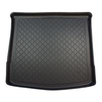 Guminis (TPE) bagažinės kilimėlis GuardLiner 3D VOLKSWAGEN Touran II 2015→ (Be 3 sėdynių eilės)