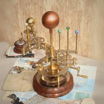 Saulės sistemos modelis Visiškai veikiantis planetariumas Dangaus dovana astros mylėtojams Orrery Antikvarinė dovana