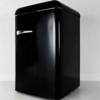 Retro stiliaus 86 cm aukščio šaldytuvas Schlosser RFR 135 VXB, juodas