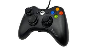 Pratęsimo laidu į Xbox 360 juostinį pultą „Microsoft“ konsolėje, juoda spalva
