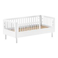Iš buko masyvo vaikiška lovelė baltos spalvos 70x140 cm Forrest – Vipack