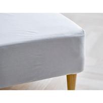 Iš organiškos medvilnės paklodė baltos spalvos su guma 140x200 cm Calm – Södahl