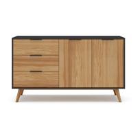 Juoda/natūrali žema pušies komoda 140x81 cm Lavis - Marckeric