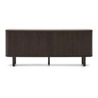 Žema šoninė spintelė tamsiai rudos spalvos iš uosio su stumdomomis durimis 180x75 cm Mailen – Kave Home