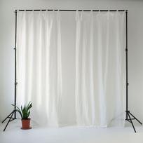 Baltos lininės lengvos užuolaidos su kilpomis Linen Tales Daytime, 250 x 130 cm