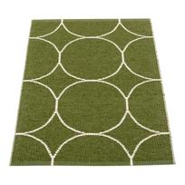 Tamsiai žalios spalvos lauko ir vidaus kilimas 70x100 cm Boo Dark Olive – Pappelina
