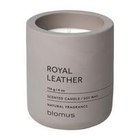 Aromatinė žvakė iš sojų vaško degimo laikas 24 h Fraga: Royal Leather – Blomus