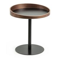 Apvalios formos šoninis stalas su riešutmedžio dekoro stalviršiu ø 46 cm Kaori – Kave Home