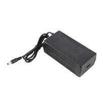 54.6V 2A Elektrinio paspirtuko akumuliatoriaus įkroviklis DC2.1 galvutės paspirtuko maitinimo šaltinio adapterio jungtis skirtas