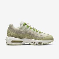 Nike Wmns Air Max 95 - Dydis 37.5 (DV3208-001 Nike Air Max batai)