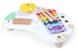 Stalas su muzikos instrumentais: cimbolai +18 m