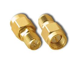 Adapteris - SMA kištukas į RP-SMA lizdą - adapteris 1 vnt