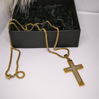 Elegantiškas vyriškas kryželis iš nerūdijančio plieno