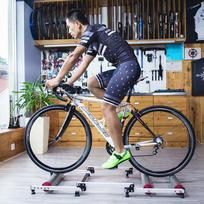 Dviračio treniruoklio stovas Dviračio patalpų treniruoklis Treniruotės Tylus Sulankstomas Treniruoklis Aliuminio lydinys MTB Plento dviračiui 51 * 19,7 col.