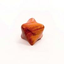 Medinis šešiakampis masažuoklis PRISMA, 5,5 x 5,5 cm