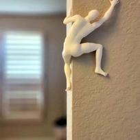 Lipantis žmogus figūrėlė, Modernus sienos durų kampo dekoras, 3D spausdinta minimalistinė skulptūra, Motyvuojantis sienos kabinamas daiktas namams, biurui, svetainei Right side