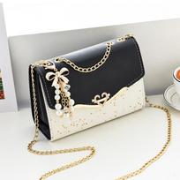 Elegantiškas Moteriškas Crossbody Krepšys Madingas Korėjos Pečių Krepšys Moteriškos Rankinės PU oda with pendant juoda