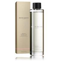 Molton Brown Rhubarb & Rose namų kvapas - 150 ml. papildymas