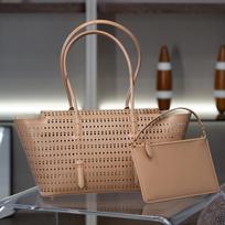 New Cowhide French Neo+mina31 Hollowed Out Tote Bag Single Shoulder Diagonal Cross Hand-held Casual Vegetable Basket Women's Bag 31x21x15cm abrikosas