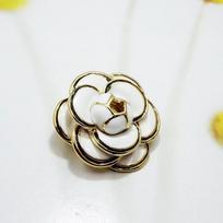 White Black Camellia Flower Brooch For Women Bijoux Elegant Gift Camellias Brooches Pierce