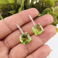 Peridoto sidabriniai auskarai, rankų darbo dizainerio papuošalai, 925 prabos sidabriniai auskarai, nuostabūs brangakmenių papuošalai dovana jai, gražios dovanos 1 Inches žalia