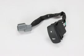 5HY0-151300-10000 HORN SWITCH