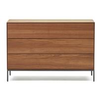 Žema šoninė spintelė natūralios spalvos iš riešutmedžio 110x75 cm Vedrana – Kave Home