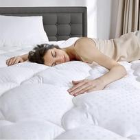 DUANDUAN 140 x 190 cm 2 asmenų ištraukiamas čiužinio viršutinis sluoksnis Didelis 38 cm gylio dygsniuotas čiužinio apmušalas Kvėpuojantis mikropluoštas Baltas